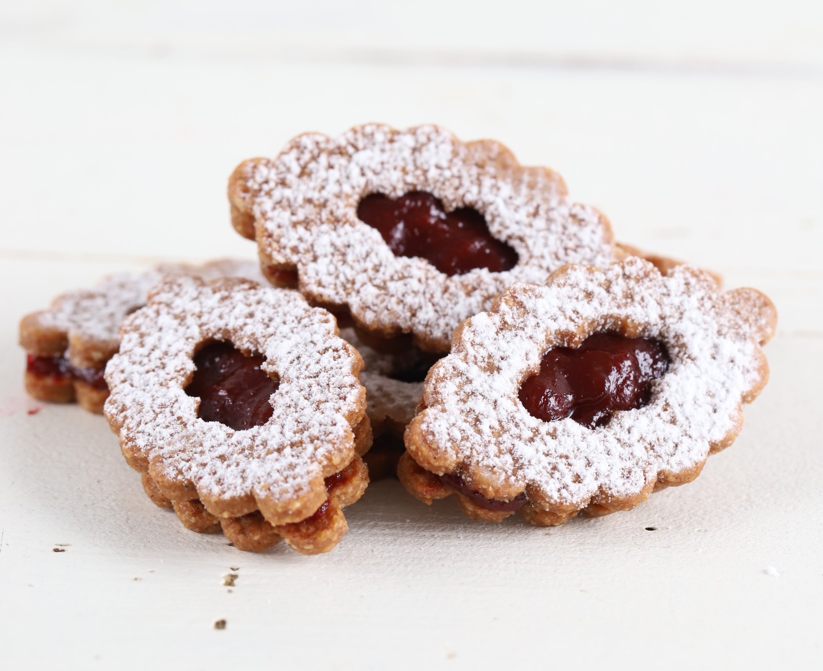 Photography from: Aprende a hacer galletas linzer, una de las recetas del Diploma en Pastelería Gastronómica del CETT-UB | CETT